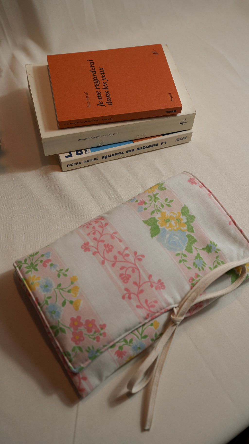 Housse de livre - fleurie